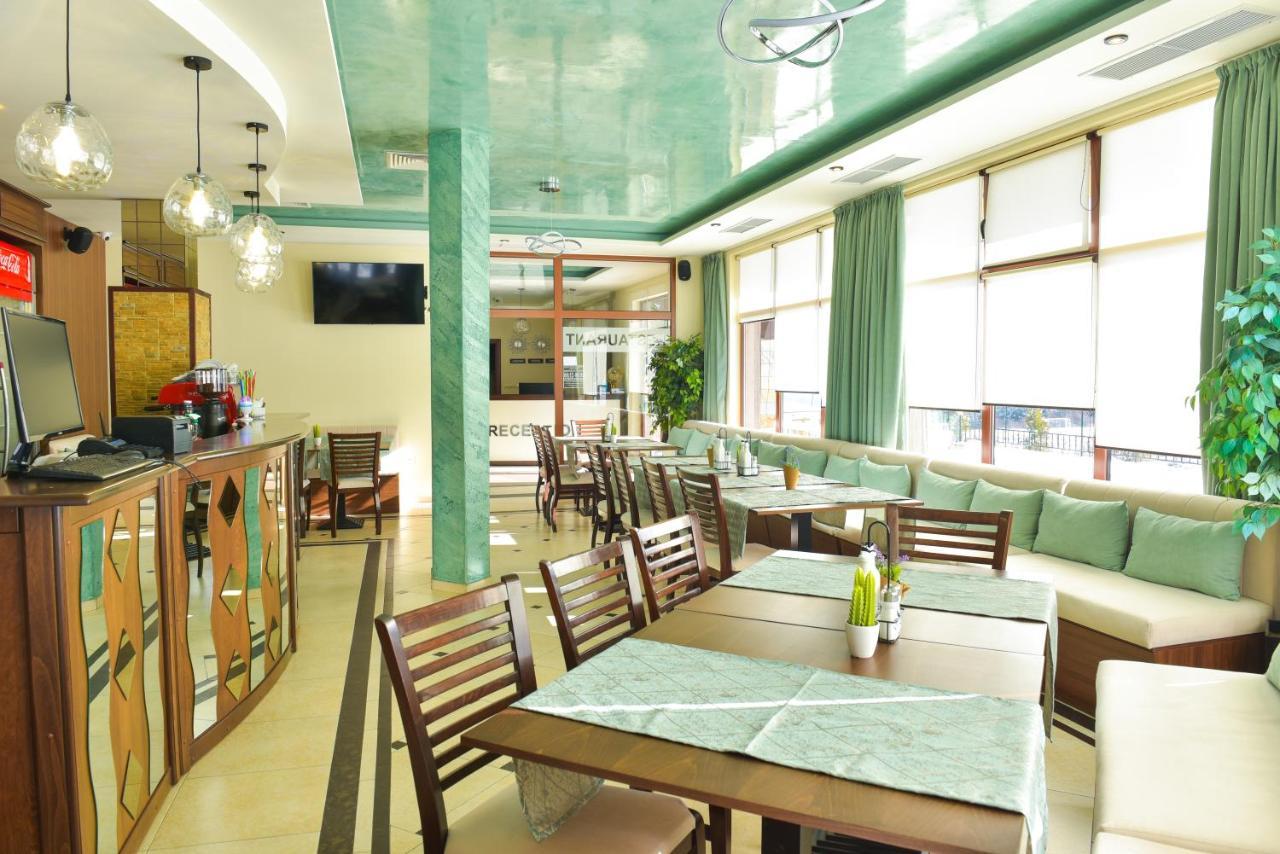Family Hotel The View & Spa Tsigov Chark Exteriör bild