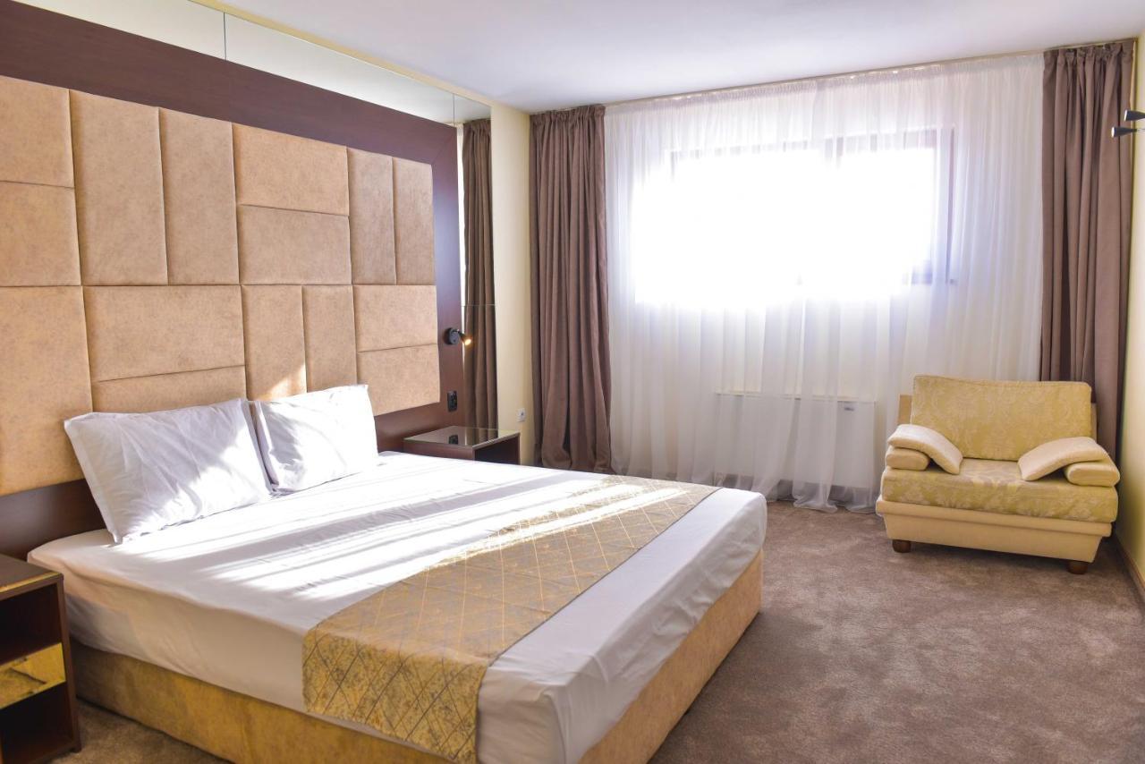 Family Hotel The View & Spa Tsigov Chark Exteriör bild