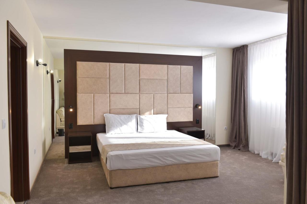 Family Hotel The View & Spa Tsigov Chark Exteriör bild