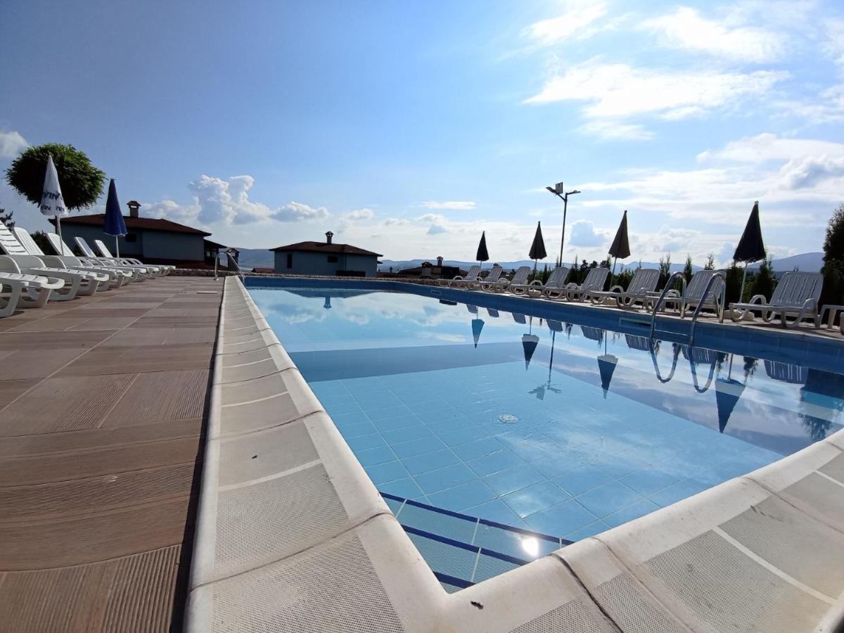 Family Hotel The View & Spa Tsigov Chark Exteriör bild
