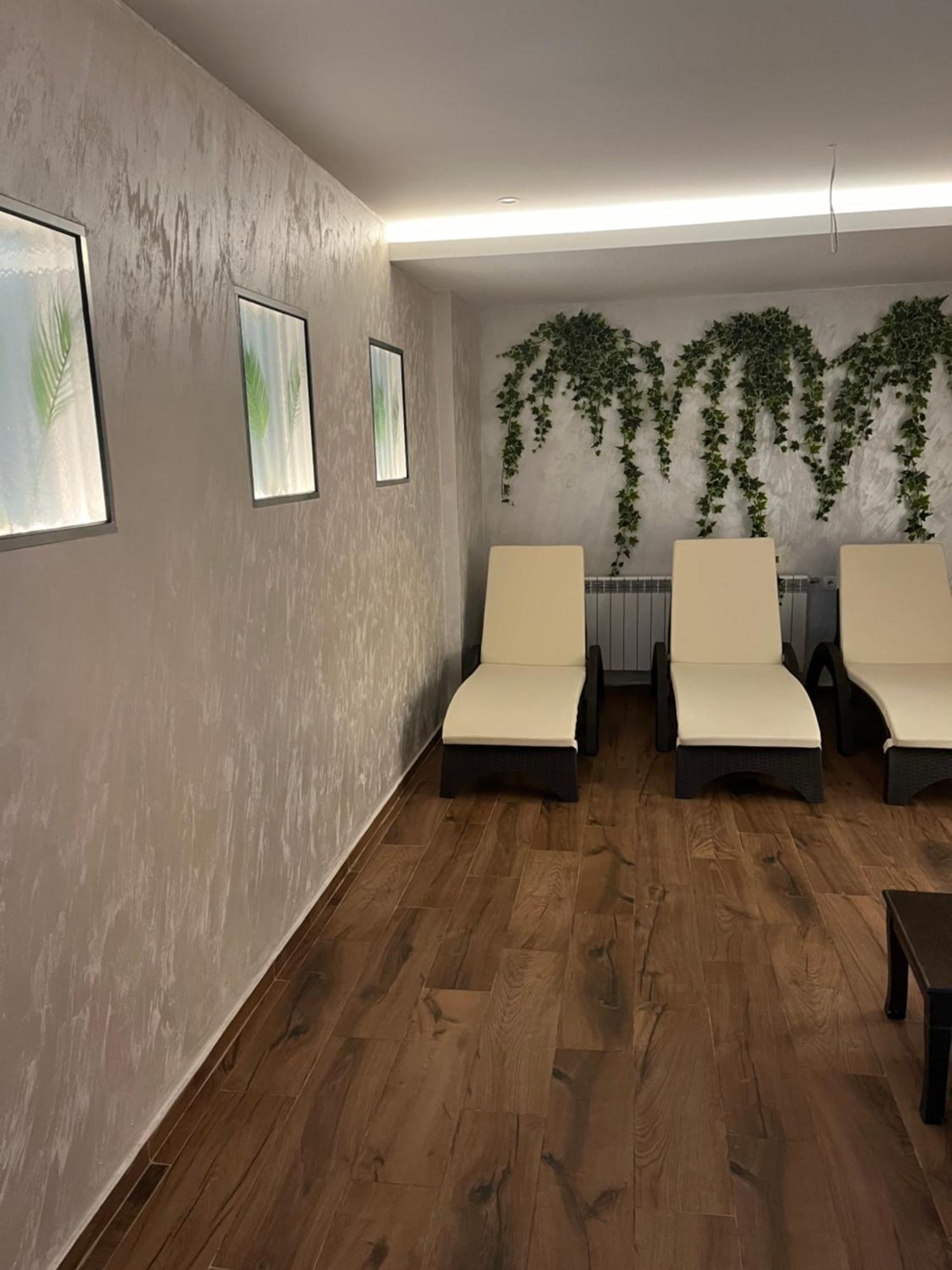 Family Hotel The View & Spa Tsigov Chark Exteriör bild